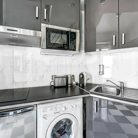 Colisee - Champs Elysees By B'your Apartment *