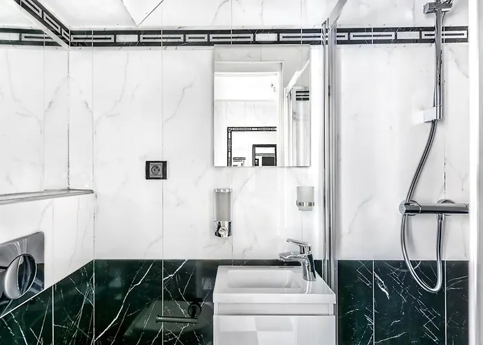 Colisee - Champs Elysees By B'your Apartamento